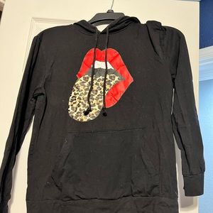 Black used hoodie size M